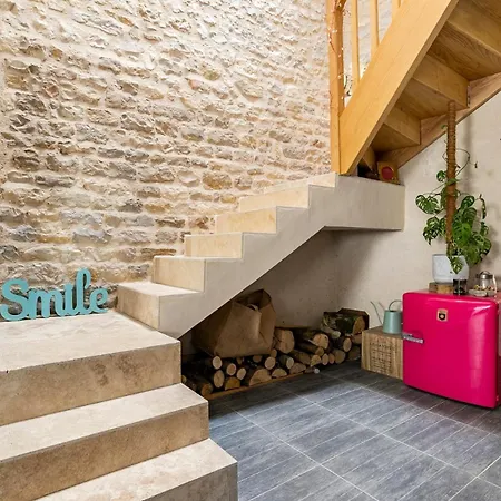 Privat bolig Calme, 10 Min A Pied De L'aeroport De